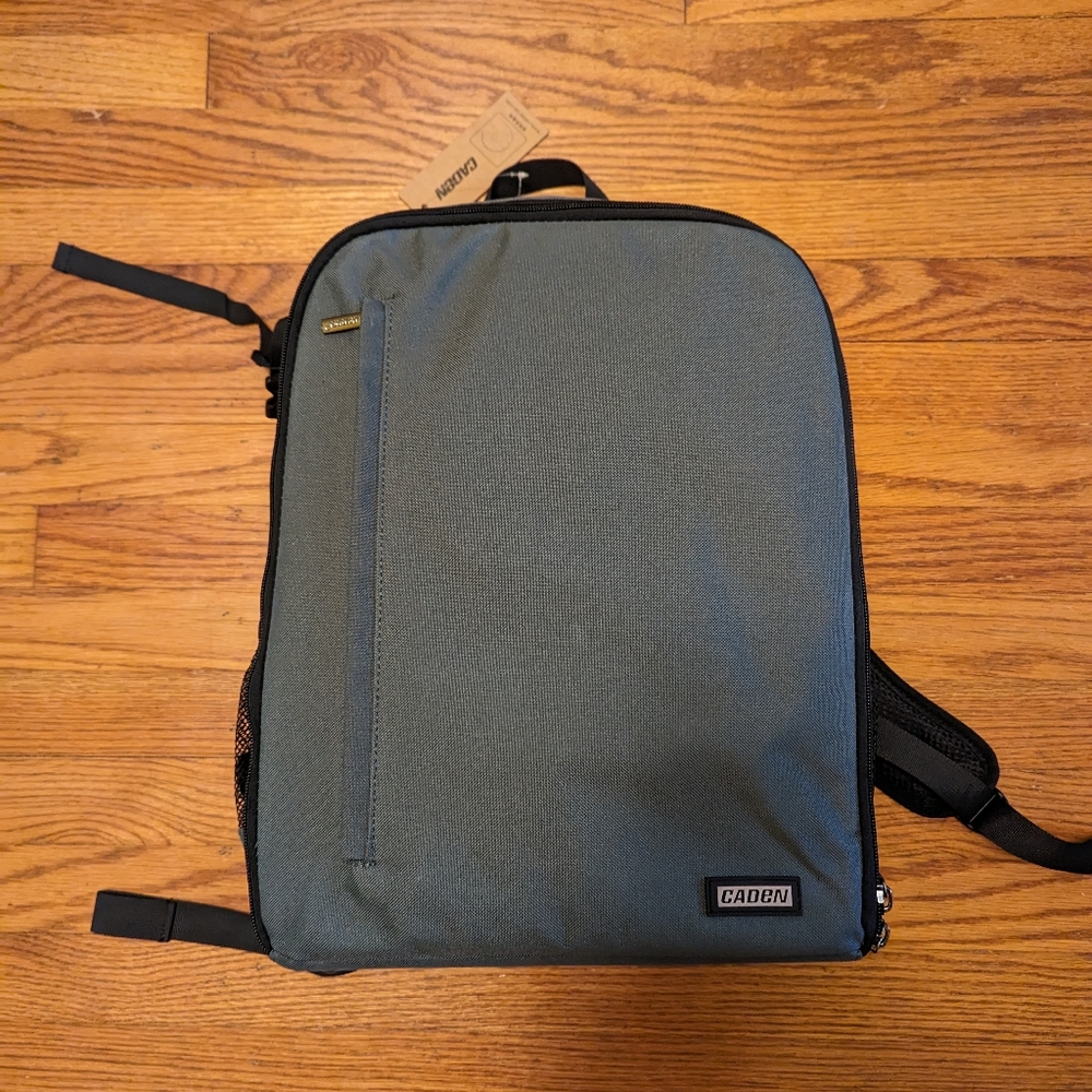 Caden photography backpack nwt